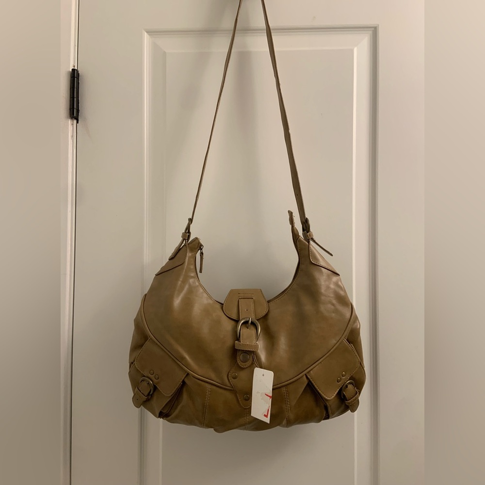 EVIE Tan Leather Hobo Bag with Gold Hardware